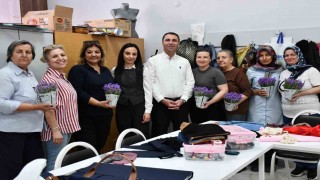 Beylikovada Anneler Gününe özel anlamlı kutlama
