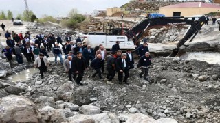 Beytüşşebaptaki sel bölgesinde inceleme