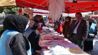 Bilecikte ‘İki İnsan Bir Hayat: Aile temalı ‘Hayır Çarşısı açıldı