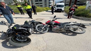 Bilecikte iki motosiklet çarpıştı: 2 yaralı