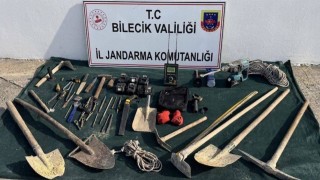 Bilecikte kaçak kazı yapan 5 kişi suçüstü yakalandı