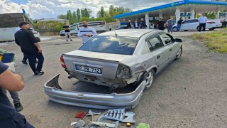 Bingölde peş peşe trafik kazaları: 6 yaralı