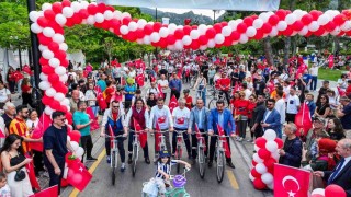 Bisiklet tutkunları pedallar 19 Mayıs için çevrilecek