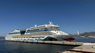 Bodruma kruvaziyer ile 2 bin 377 turist geldi