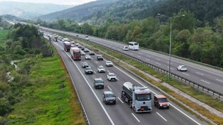 Bolu geçişinde bayram trafiği arttı