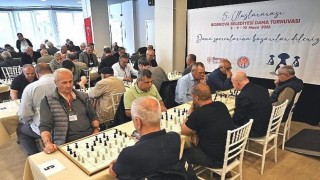 Bornovada dama heyecanı: Muşlu Ahmet Tokmak üçüncü oldu