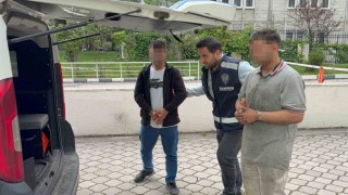 Boşanma aşamasındaki eşini tüfekle kaçıran koca ve yakınları tutuklandı