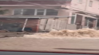 Bozüyükte sağanak sele yol açtı: Yollar sular altında kaldı