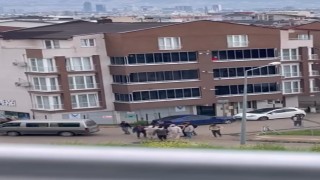 Bursada inşaat alanında sopalı kavga: İşçiler birbirine girdi
