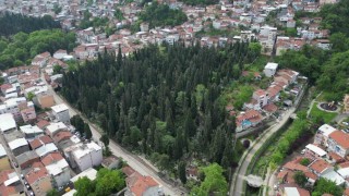 Bursada mezarlıklar bayrama hazır