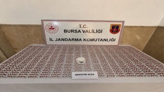 Bursada zehir tacirlerine darbe: Binlerce sentetik hap ele geçirildi