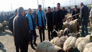 Çaldıranda din görevlileri vatandaşı bilgilendirdi