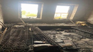 Çardakta evi kül olan aile komşularına sığındı
