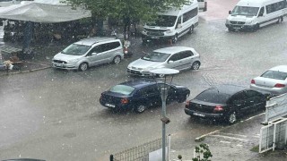 Çarşambada kuvvetli sağanak