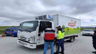Çavdarhisarda yol kontrol faaliyetleri