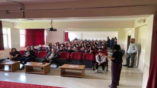 Çemişgezekte akran zorbalığına karşı bilinçlendirme eğitimi