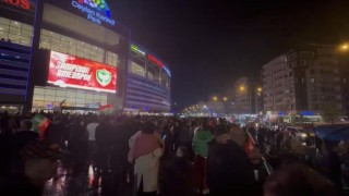 Ceylan Karavil Park AVMde şampiyonluk coşkusu