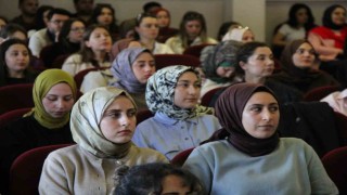 Cizrede aday öğretmenlere farkındalık eğitimi verildi