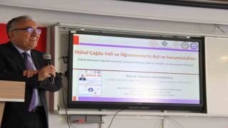 Cizrede Anne Baba Okulu konferansı