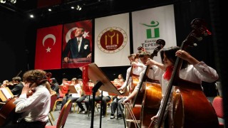 Çocuk Senfoni Orkestrasının konseri ayakta alkışlandı