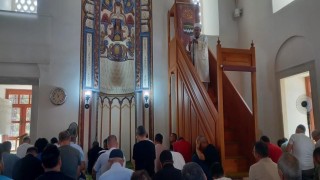 Cuma hutbesinde sanal kumar ve sosyal medya uyarısı