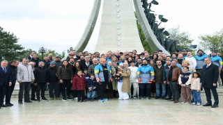 Cumhurbaşkanı Erdoğan, Doğu-Batı Dostluk ve İpek Yolu Rallisine katılan grubu uğurladı