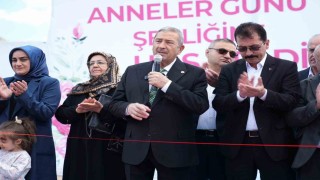 Darendede Anneler Günü Şenliği