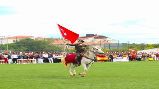 Datçada atlı gösteri ayakta alkışlandı