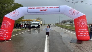 Demirözünde ‘Gençlik Koşusu düzenlendi