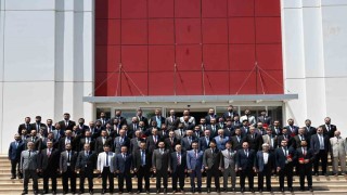 Denizli Valisi Köşger, Dini Yüksek İhtisas Eğitimi 3. Dönem Mezuniyet Programına katıldı