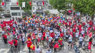 Denizlide Umuda Pedal Çevir Bisiklet Şenliği kortej yürüyüşüyle başladı
