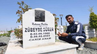 Deprem mezarlığında buruk anneler günü