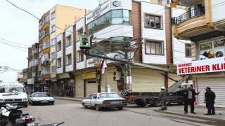 Dicle Elektrikten fırtına mesaisi