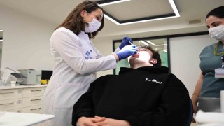 Diş eti hastalıkları Alzheimera neden olabiliyor