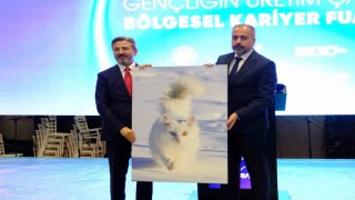 Doğu Anadolu Kariyer Fuarı kapılarını açtı