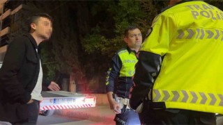 Dur ihtarına uymayan alkollü sürücünün polisi ikna çabaları sonuç vermedi