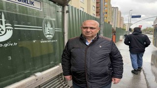 Durakta bekleyen genç mühendis kamyonun altında kalarak feci şekilde hayatını kaybetti