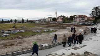 Düzcede şehrin kalbinde 3 park birbirine bağlanıyor