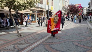 Edirnede Saraçlar Caddesinde Süper Lig heyecanı sokaklara taşındı