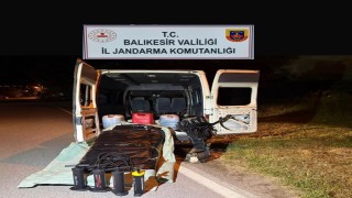 Edremitte 1 organizatör tutuklandı, 31 düzensiz göçmen yakalandı