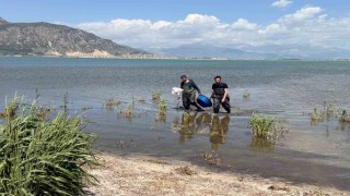 Eğirdir Gölünde 100 metrelik yasa dışı ağ ele geçirildi