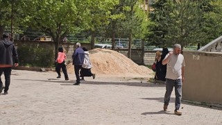 Elazığda dilenciler kaçtı, zabıta yakaladı: Hepsi kaçtı gitti, beni bırakma aman ha