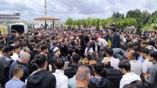 Elektrik akımına kapılarak hayatını kaybeden muhtar defnedildi