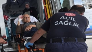 Elini bıçkı makinesine kaptırdı, parmağı koptu