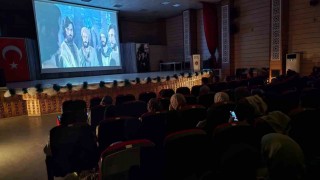 Erzincan Müftülüğünden gençlere manevi sinema etkinliği