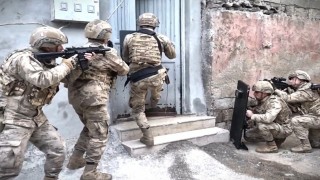 Erzincanda DEAŞ operasyonunda 1, narkotik operasyonlarında 17 şüpheli tutuklandı