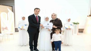 Erzincanda hadis yarışmasında dereceye girenler ödüllendirildi