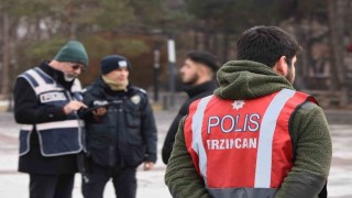 Erzincanda okul çevreleri ve servis araçlarına denetim