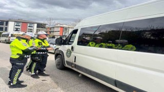 Erzincanda okul çevrelerinde güvenlik uygulaması gerçekleştirildi
