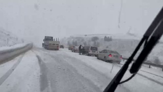 Erzurumda Mayısta kar sürprizi